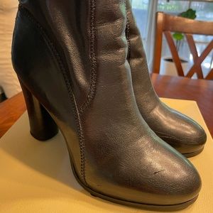 Franco Sarto Vandy Heeled Booties